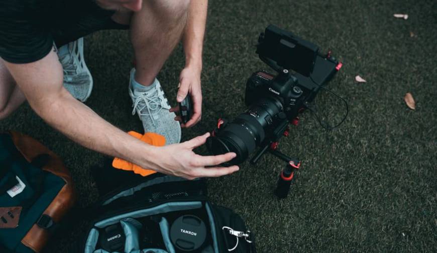 色彩心理学×动态美学，万秀区产品视频拍摄公司唤醒感官冲击力